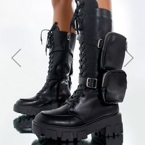 NWT pouch tall lug sole platform boots, size 9